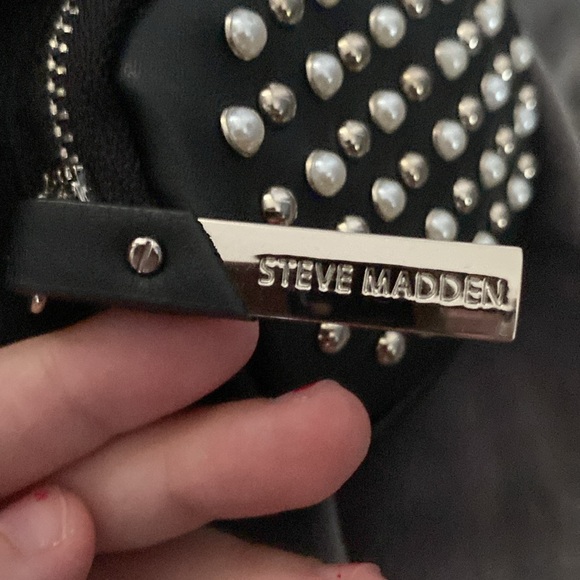 Steve Madden faux black leather belt bag with gold and faux pearl beading - Picture 2 of 6